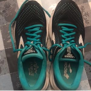 Brooks launch 5 running shoes